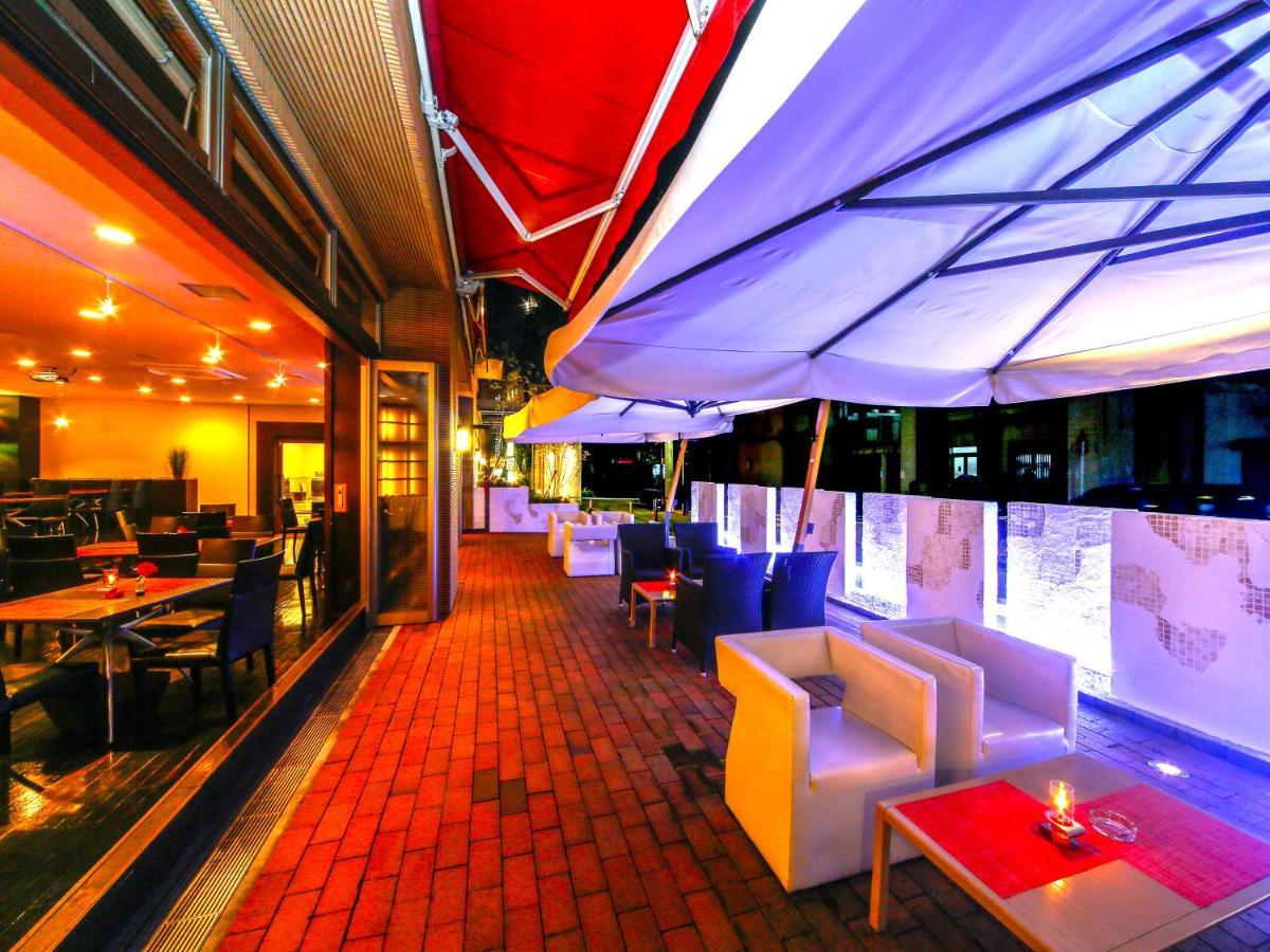 Kurume Hotel Esprit מראה חיצוני תמונה