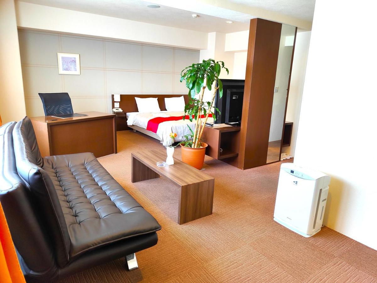 Kurume Hotel Esprit מראה חיצוני תמונה