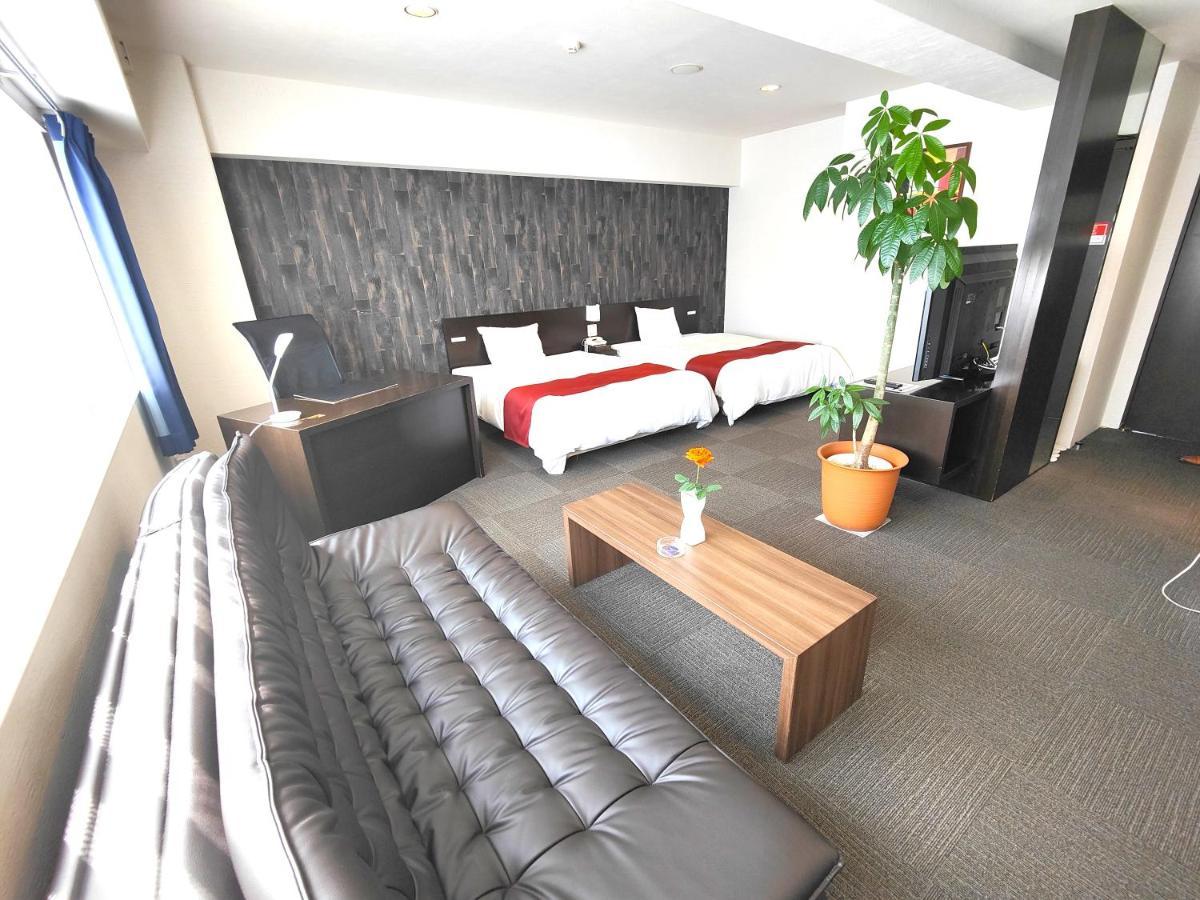 Kurume Hotel Esprit מראה חיצוני תמונה